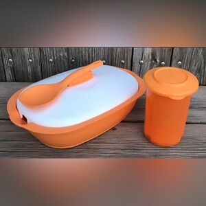 Tupperware set of 2pcs